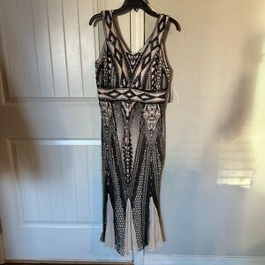 R&M Richards Black and Cream Patterned Midi Dress